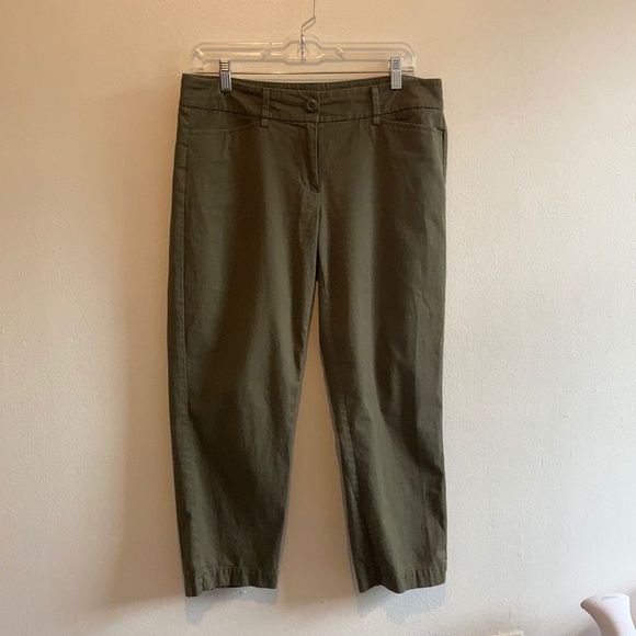 Ann Taylor Pants - Ann Taylor Loft Army Green Cargo Crop Pants